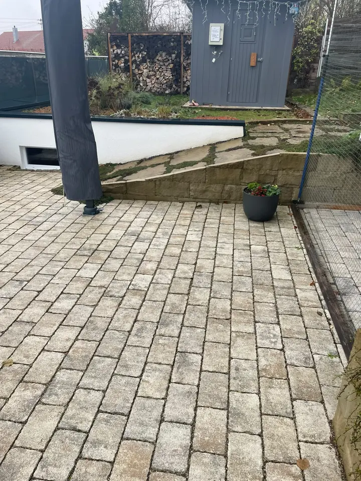 Wege- und Terrassenpflaster